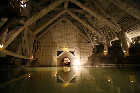 Excursão guiada à mina de sal em Wieliczka a partir de Cracóvia
