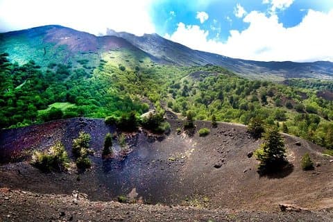 Vino dell'Etna e Alcantara con pranzo