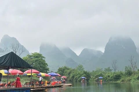 Visite privée: excursion d'une journée à Yangshuo au départ de Guangzhou en train à grande vitesse
