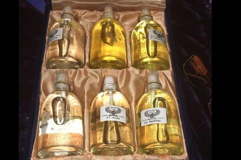 Shopping tur til Lotus Flower Oil House og andre autentiske egyptiske duftoljer