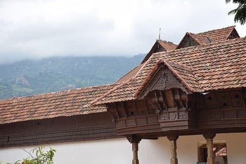 Explore o Palácio de madeira em Padmanabhapuram com almoço