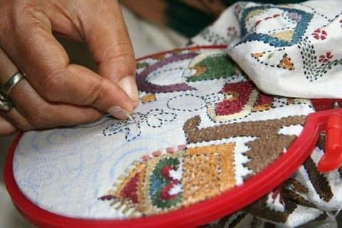 Scopri Kantha Stitch Painting In Kolkata con pranzo