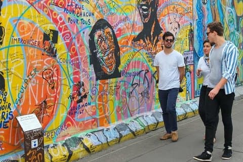 Erkunden Sie Neukölln, Berlins Künstlerviertel, mit einem lokalen Gastgeber