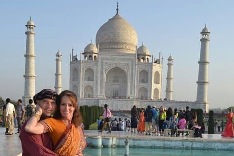 Full-Day Taj Mahal, Red Fort och Fatehpur Sikri Tour från Agra