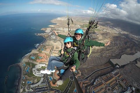 Voo em Parapente de Parapente de Alto Desempenho em Tenerife Sul