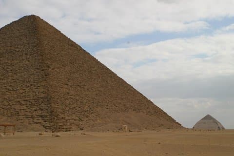Ganztägige Tour zu den Pyramiden von Sakkara, Dahschur und Gizeh mit Mittagessen