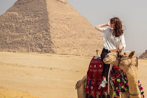 Tour a las pirámides de Giza, la Esfinge, Sakkara y Memphis incluido Paseo en camello