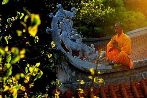 Privater Tagesausflug zu Shaolin-Tempel und Longmen-Grotten von Peking aus