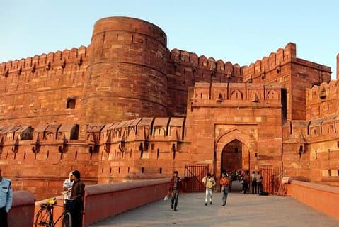 Same Day Agra Tour met de auto