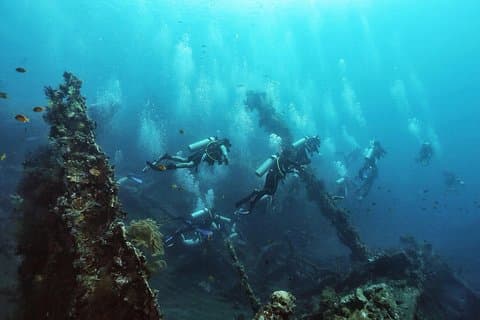 Tauchen Sie am Schiffswrack der USS Liberty in Tulamben Bali