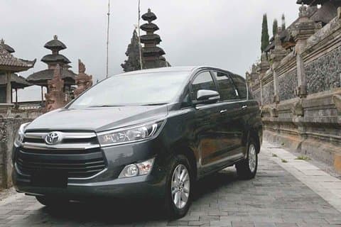 Alquiler de vehículos Premier con conductor en Bali - 5 horas de uso