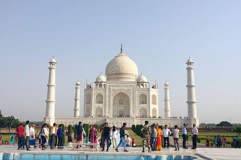 Privat Taj Mahal, Agra Fort & Baby Taj Tour från Delhi med bil