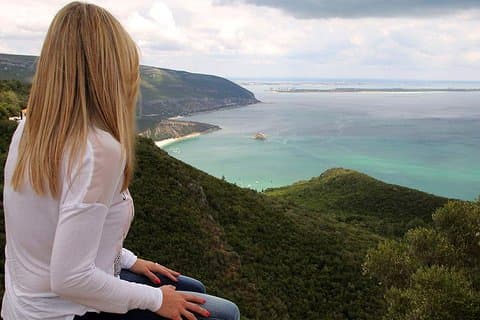 Privat tur: Setubal, Arrabida naturpark - vinkjellerbesøk