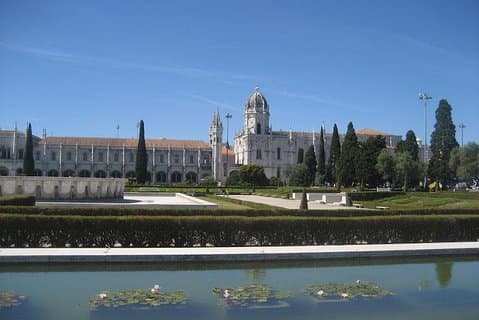Visite privée à Lisbonne sur mesure (journée complète)