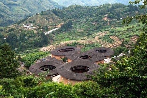 Private Day Tour To Tianluokeng Tulou from Xiamen Including Lunch