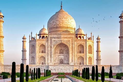 Le jour même, tour de Taj Mahal au départ de Delhi en voiture
