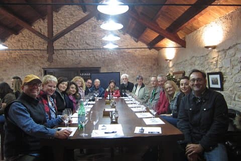 Private Weintour mit Weinprobe und Mittagessen (Tagesausflug)