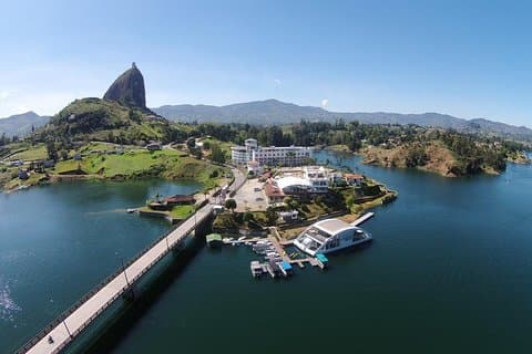 Cidade colorida de Guatape