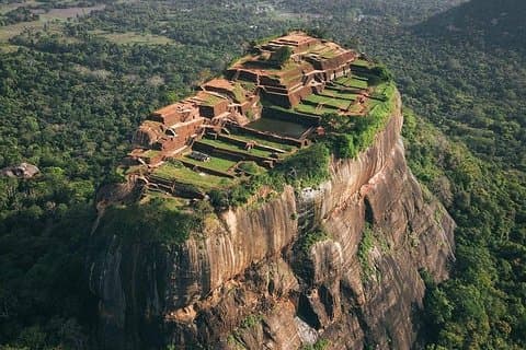 Privat dagstur til Sigiriya og Dambulla fra Colombo