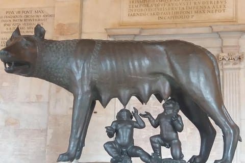 Visita guiada sin colas a los Museos Capitolinos Wolf & Hill en Roma