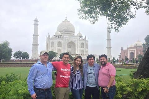 Nascer do sol Taj Mahal Tour com Agra Fort e Mehtab Bagh