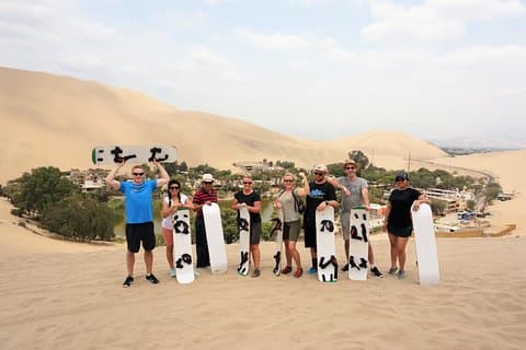 Dünen Buggy & Sandboarding rund um Huacachina Oasis & Ballestas Islands Tagestour