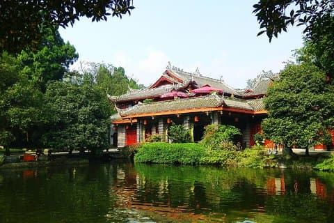 道教青城山と都江jiang灌漑システム日帰り旅行