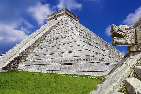 Groupe réduit Chichen Itza, Cenote Hubiku et Ek Balam