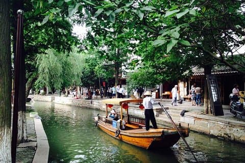 Zhujiajiao la Città sull'Acqua e Shanghai Tour Privato di un Giorno