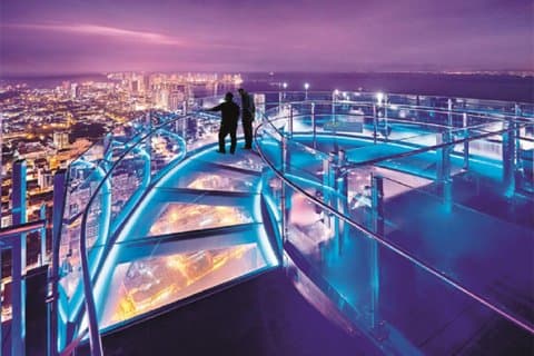 Hoteller i nærheden af Penang Rainbow Skywalk at The Top Komtar Observation Deck