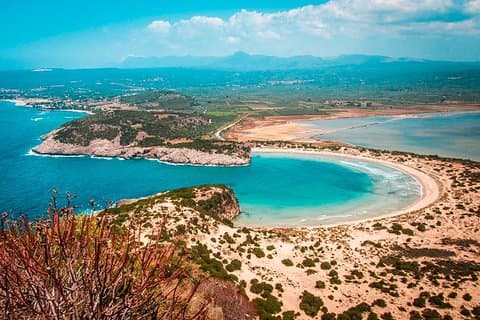 Hiking around Navarino Bay