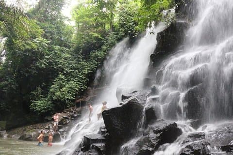 Miglior tour con Kanto Lampo Waterfall e il tempio di Lempuyang