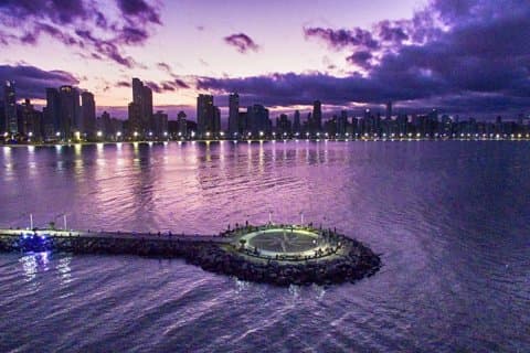 BC by Night-夕食付き