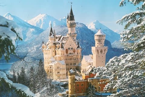 Half day- from Fussen to Neuschwansteincastle & Linderhof castle