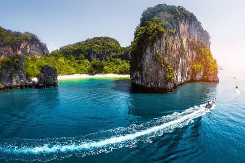 Uncover the Beauty of James Bond Island Phuket Longtail Boat Tour
