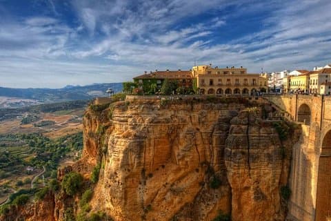 Private geführte Tagestour zu den Weißen Dörfern und Ronda von Sevilla