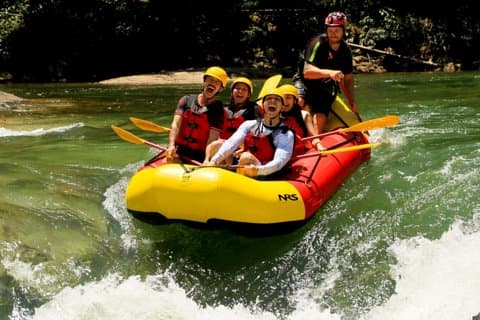 Leuke wildwaterraften (optioneel paragliden) privétour vanuit Medellin