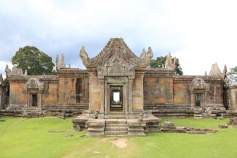 Dagtrip naar de Preah Vihear-tempel en de Koh Ker-werelderfgoedlijst vanuit Siem Reap