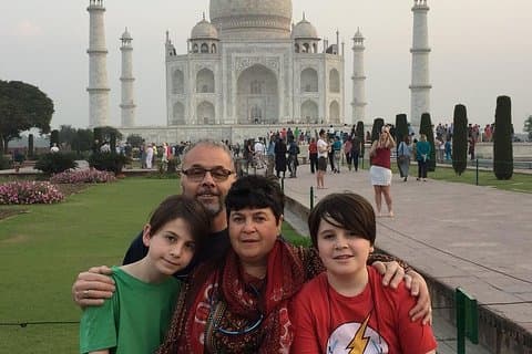 Taj Mahal Togtur fra Delhi