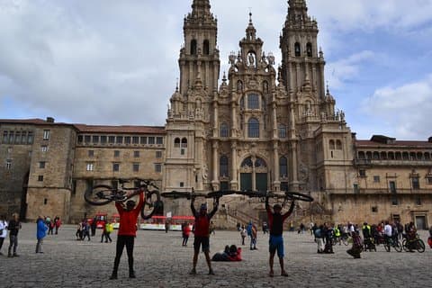 Zelfgeleide e-fietstocht: Camino de Santiago