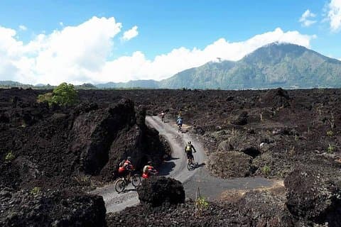 Cratere Batur a Ubud – Avventura in bicicletta del cratere vulcano