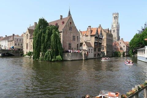 En dag i Brygge från Paris med chaufför och guide