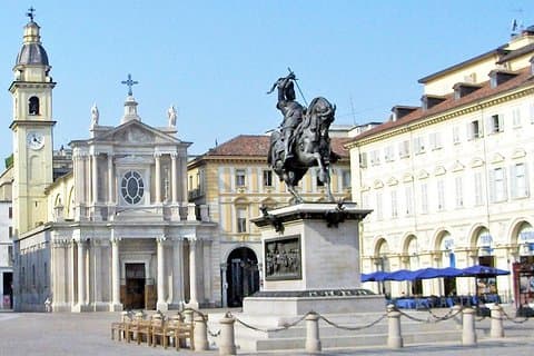 Turin fremhæver privat vandretur med Piazza Castello og Piazza San Carlo
