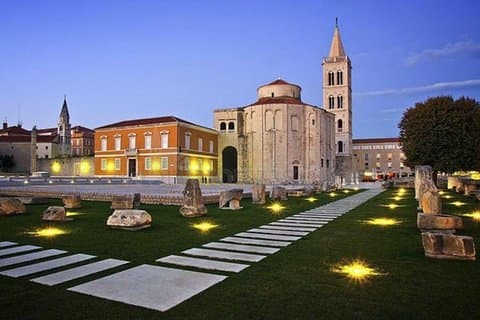 Plitvicer Seen Private Führung von Zagreb mit Transfer nach Zadar