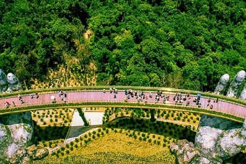 Coche privado desde Da Nang hasta Golden Bridge y Marble Mountain and Back