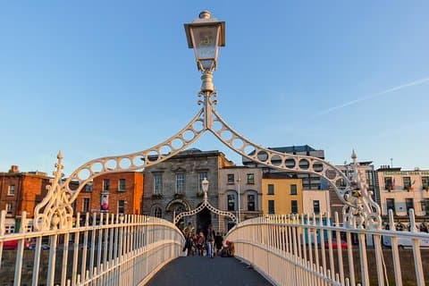Dublin Private Custom Tour com um local, destaques e gemas escondidas