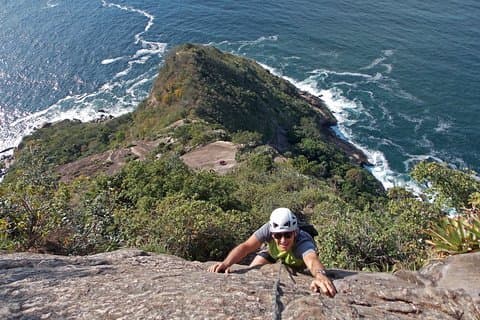 Escalada y senderismo en la montaña del Pan de Azúcar