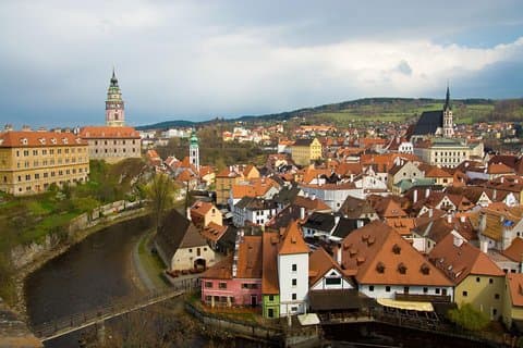 Överför Prag till Cesky Krumlov med en guidad tur på Budweiser-bryggeriet