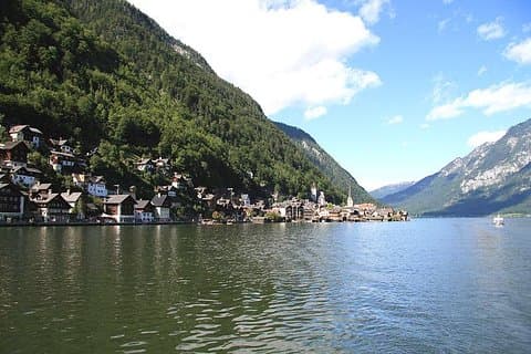 Trasferimento privato di sola andata da Cesky Krumlov a Hallstatt