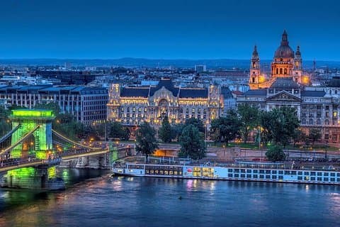 Zagreb till Budapest med Balaton Lake Day Trip